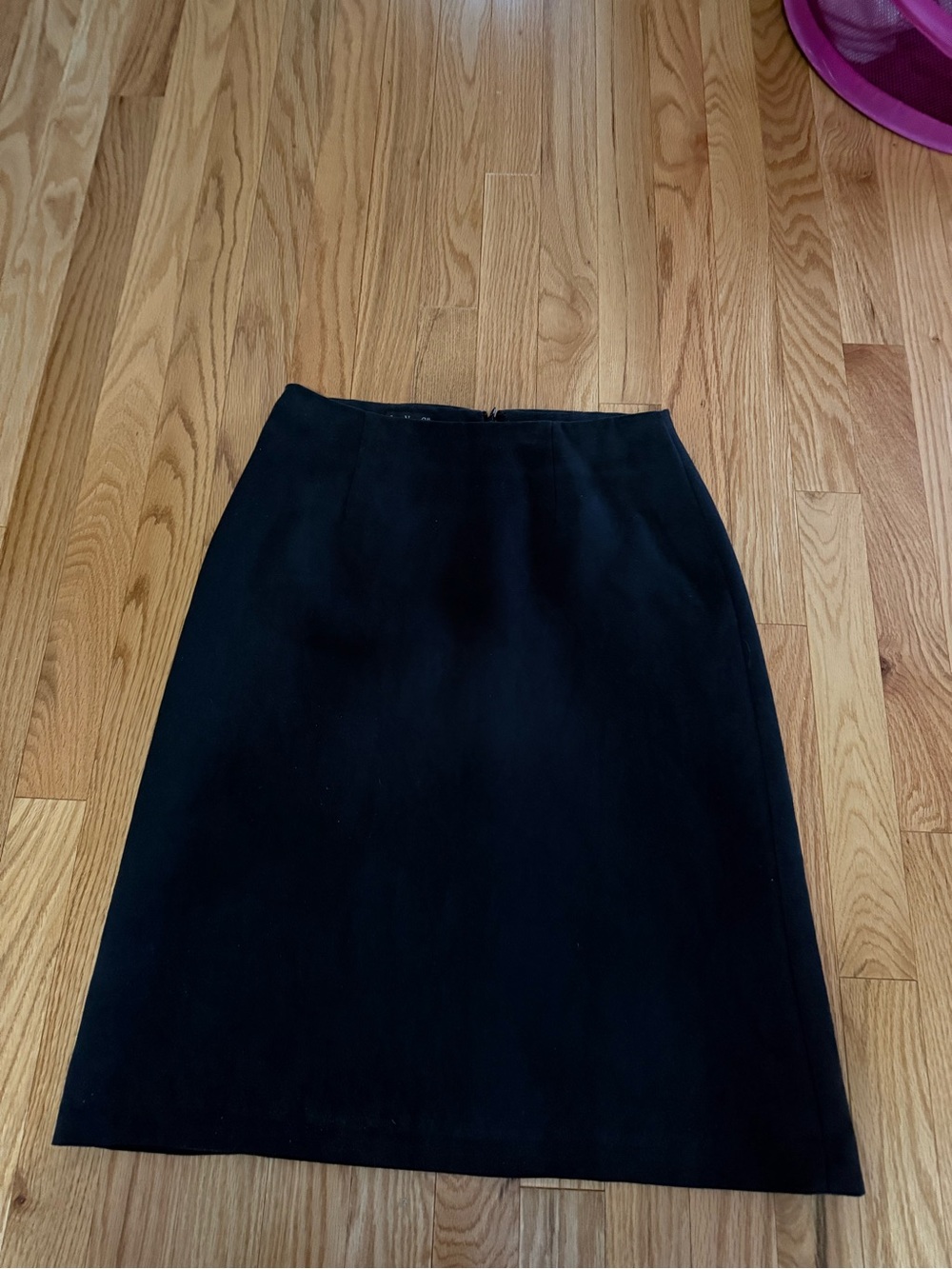 Classic Black Women's Pencil Skirt Suede